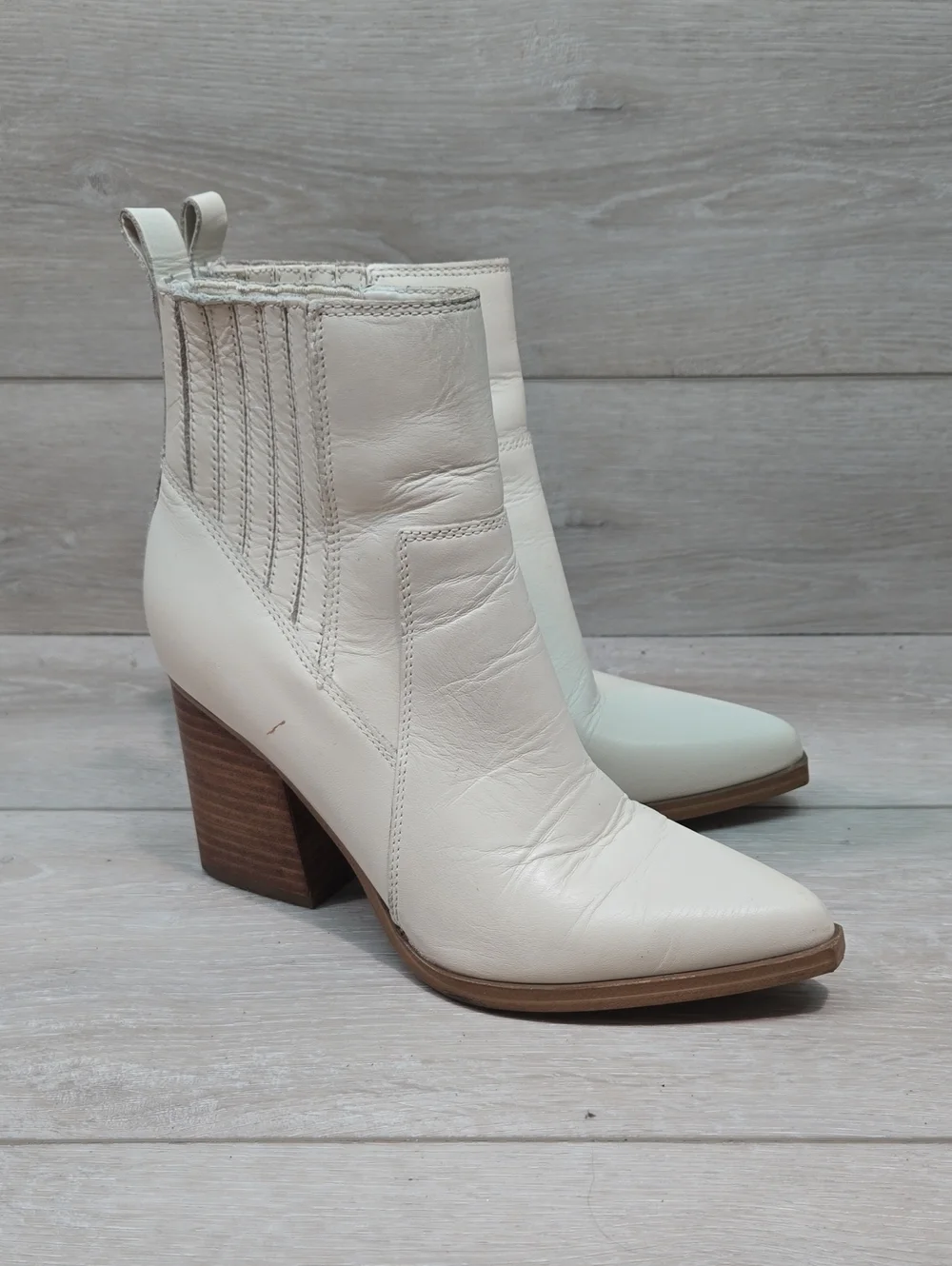Marc Fisher Women's Marela Cream Leather Ankle Boots Block Heel Shoes Sz 6.5M